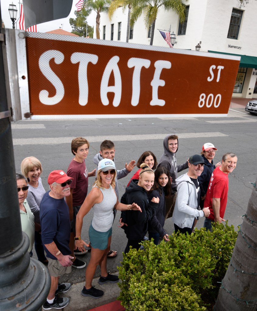 Santa Barbara Attempting to Break World Record for “Largest Backwards Walk”  - The Santa Barbara Independent