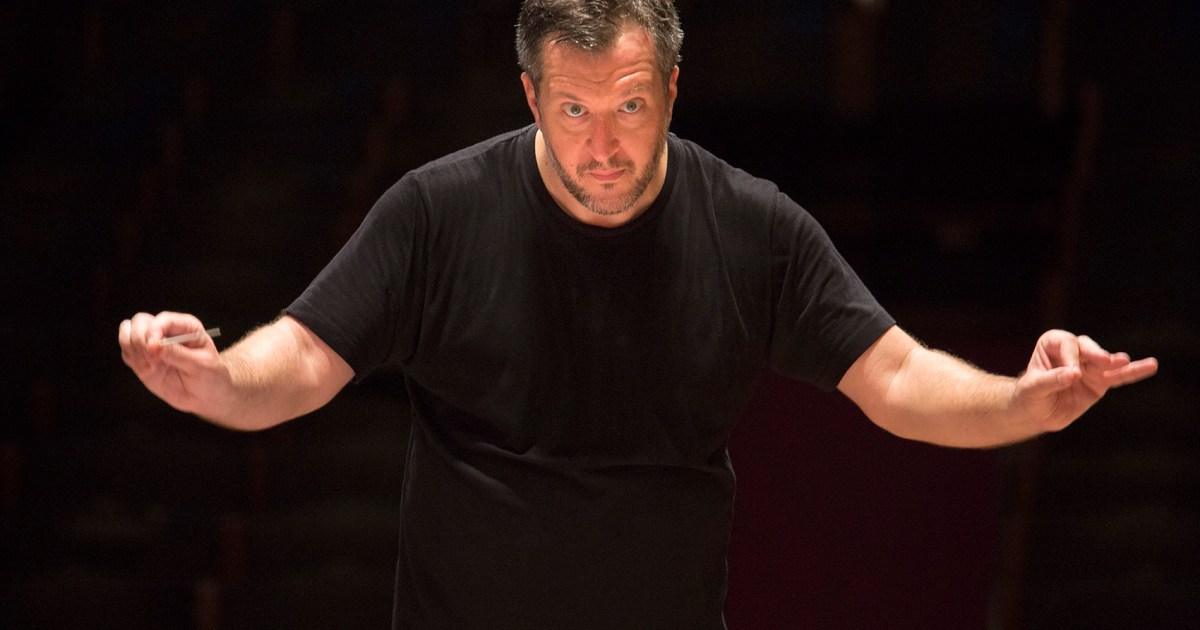 Thomas Adès Conducts AFO - The Santa Barbara Independent