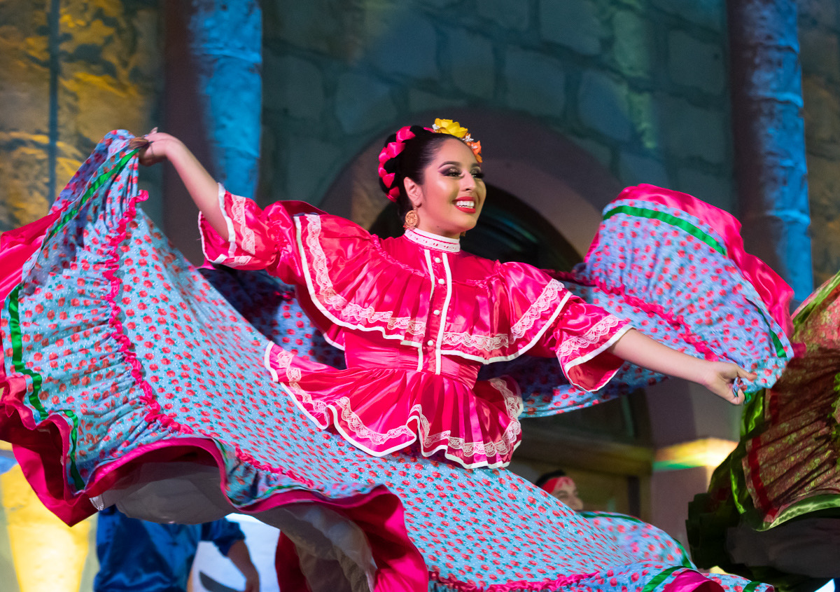 Fiesta Pequeña Is a Magical Evening The Santa Barbara Independent