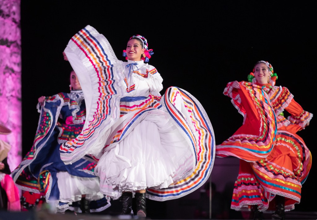 Fiesta Pequeña Is a Magical Evening - The Santa Barbara Independent