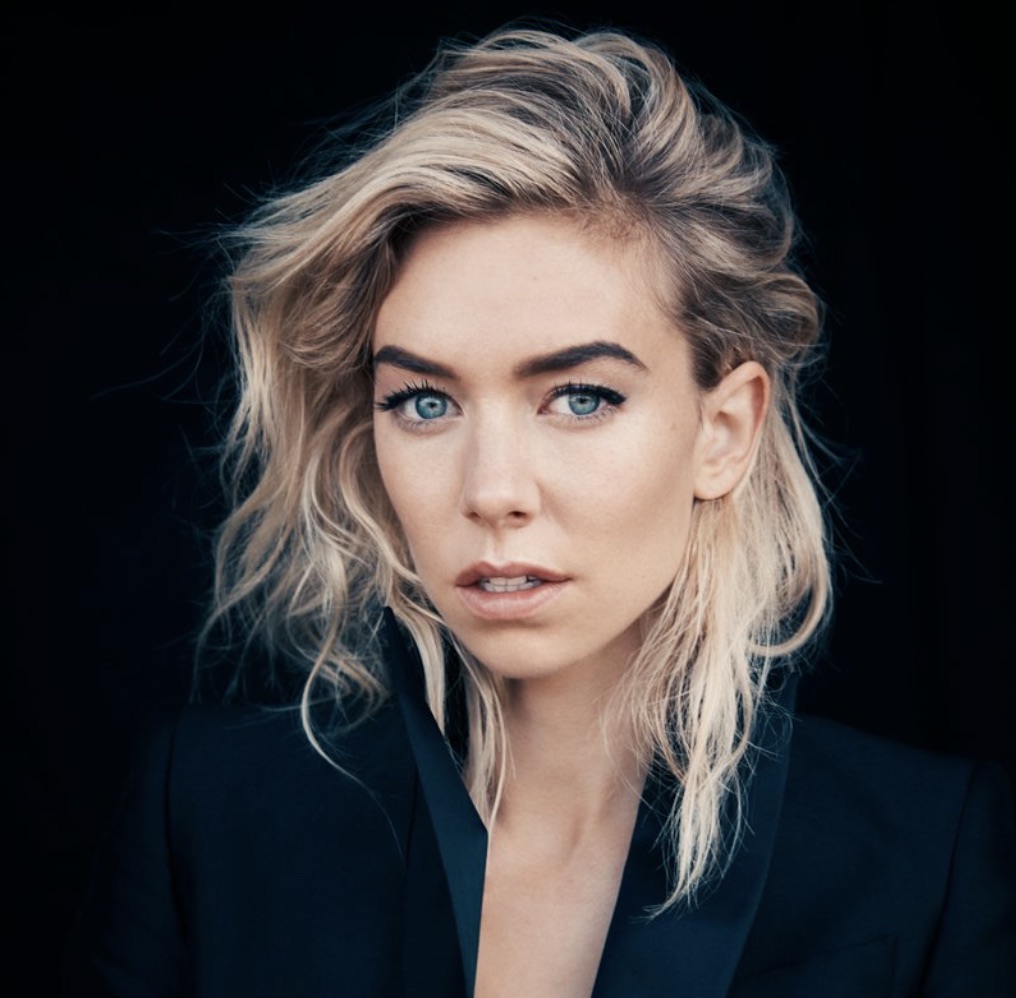 Vanessa Kirby abs