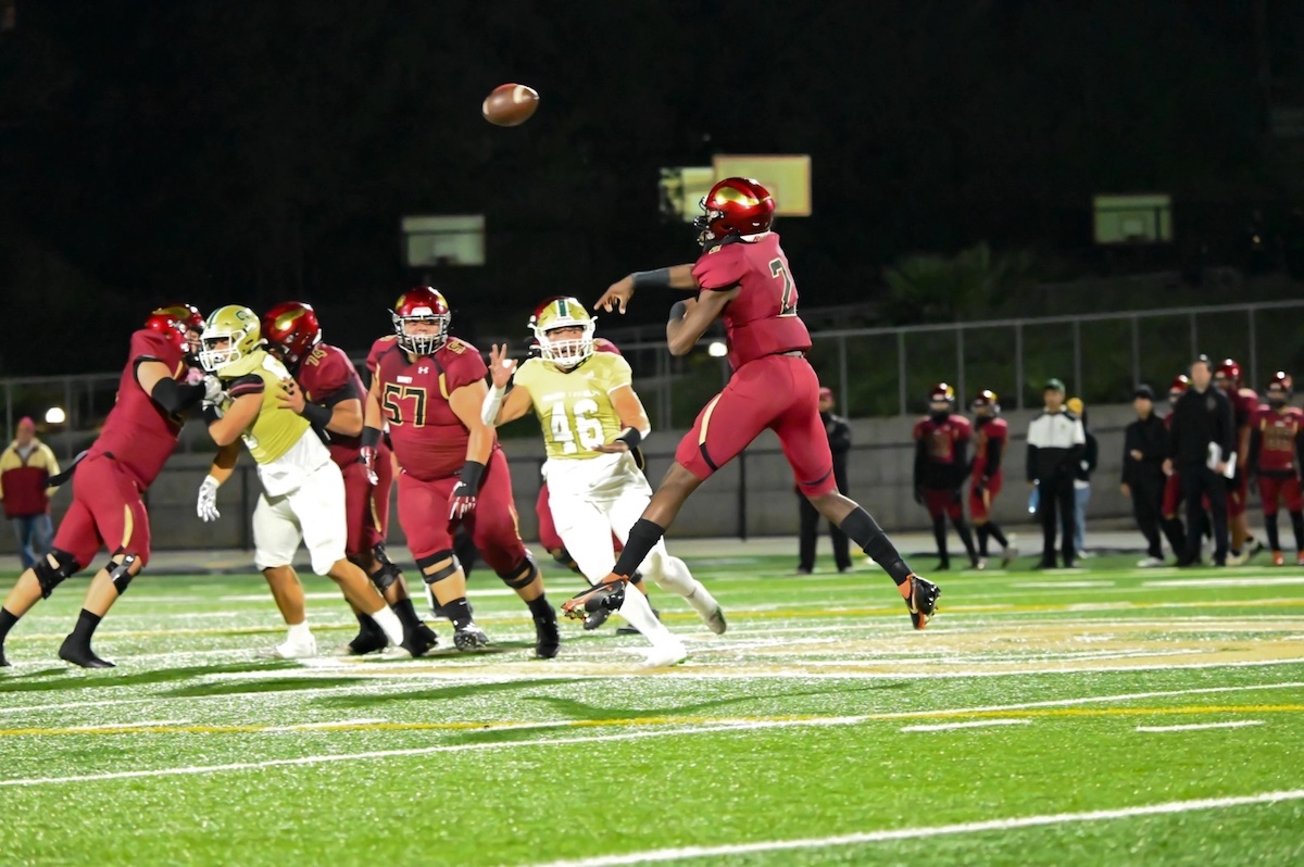 High school football games in Santa Barbara area are still on despite  Alisal Fire