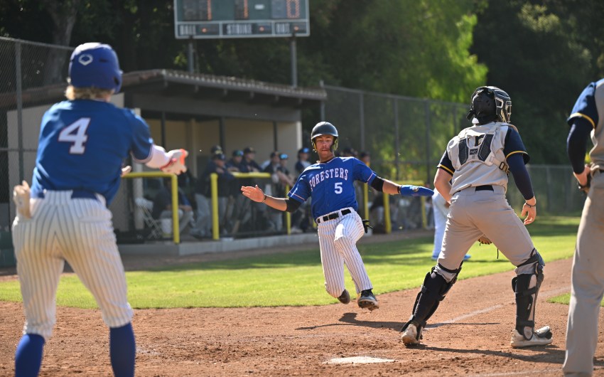 Foresters Find Offense in 9-2 Win Over San Luis Obispo Blues