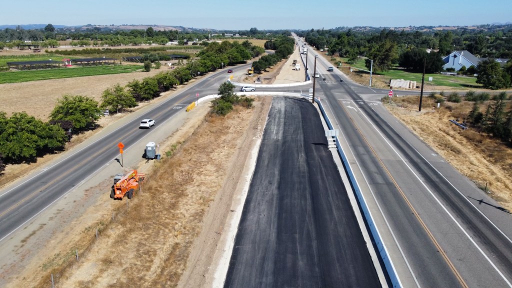 The complete closure of Edison Street on Highway 154 near Los Olivos will begin Tuesday, September 3, due to the construction project of a roundabout