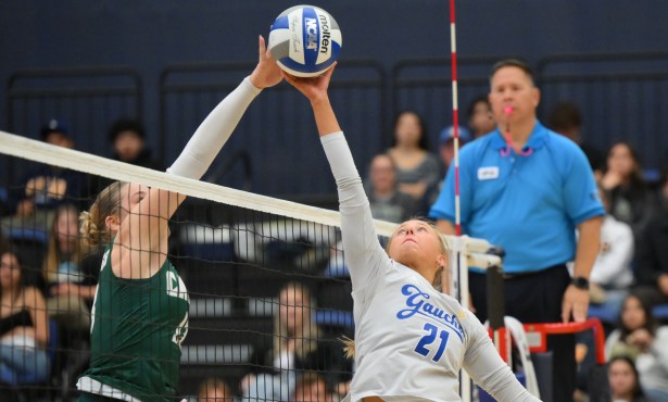 UC Santa Barbara Women’s Volleyball Swept by Rival Cal Poly at Home 25-23, 25-20, 26-24