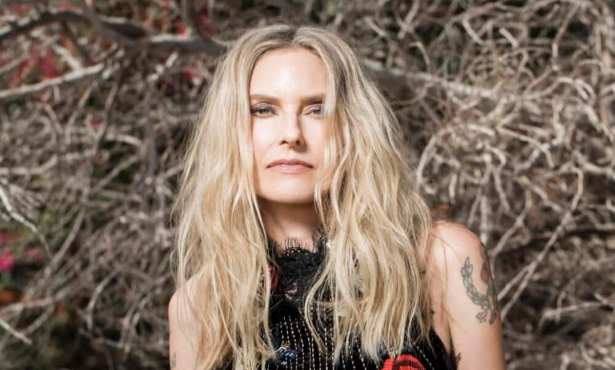 Aimee Mann Hits Santa Barbara in Her First Tour in More than a Decade