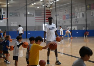 UC Santa Barbara Men’s Basketball Holds Free Clinic at Page Youth Center