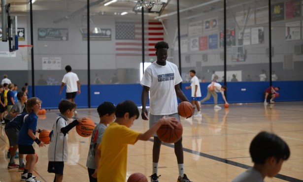 UC Santa Barbara Men’s Basketball Holds Free Clinic at Page Youth Center