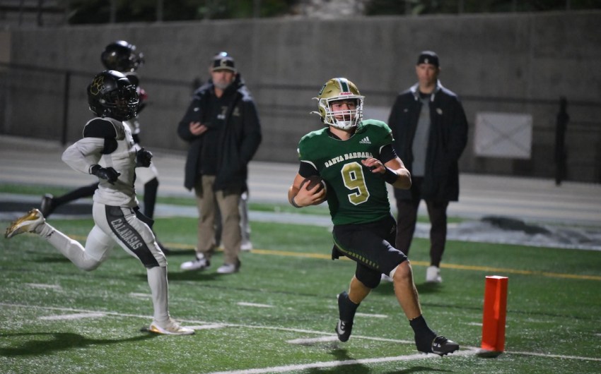 Santa Barbara Rallies to beat Calabasas 28-21 on Homecoming Night