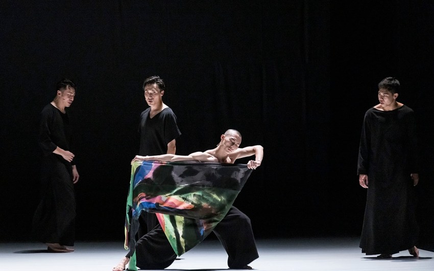 Review | Cloud Gate Dance Theatre of Taiwan, ‘13 Tongues’