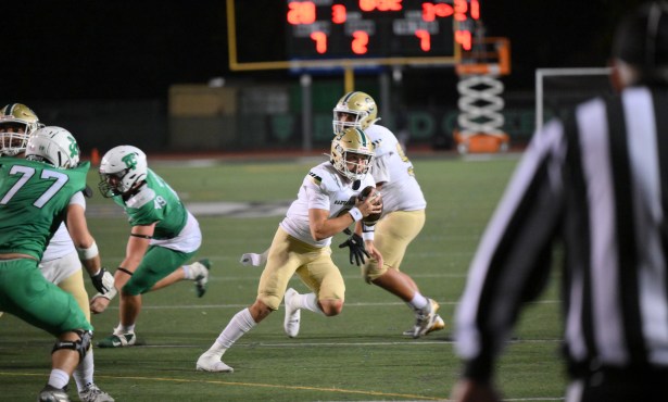 Santa Barbara High Football Drops Regular Season Finale to Thousand Oaks 34-28