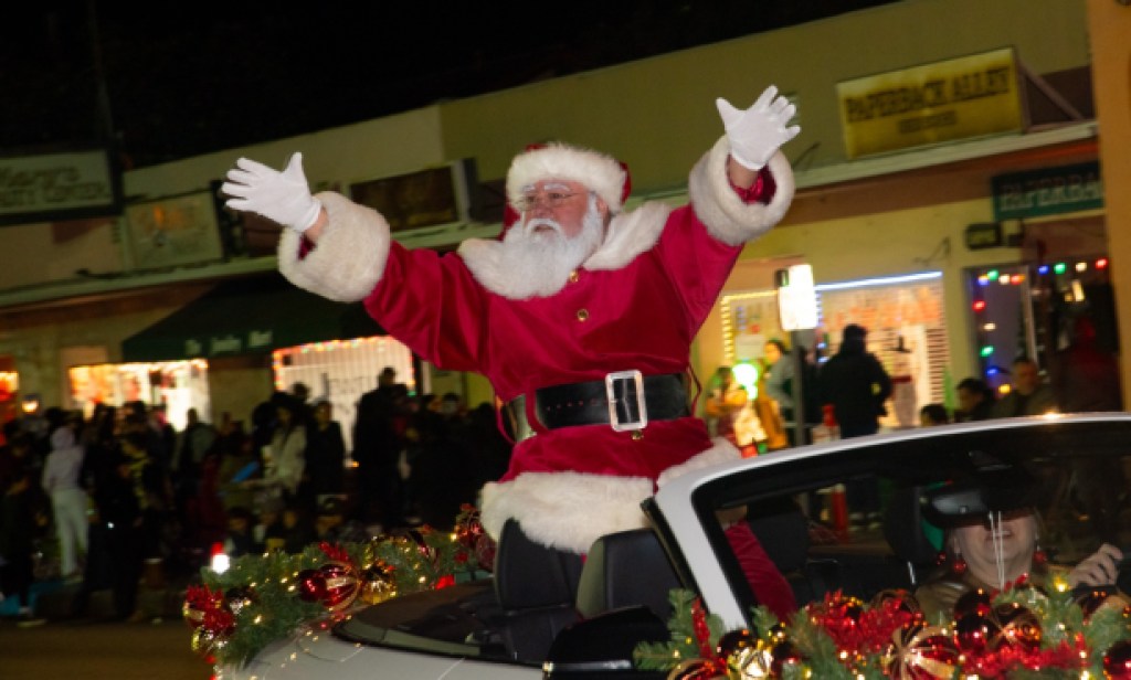 Detalles del desfile navideño de Old Town Goleta para el sábado 7 de diciembre