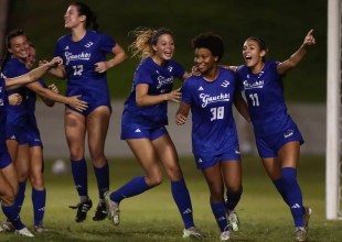 UC Santa Barbara Women’s Soccer Heads to NCAA Tournament for First Time in 15 Years 