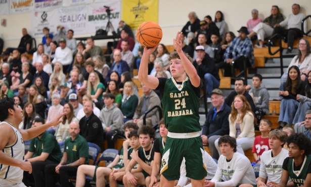 DJ Wilson Shines in Santa Barbara’s 88-44 Victory over Rival Dos Pueblos