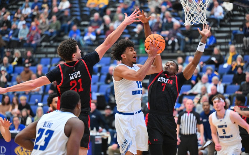 Gauchos go Cold Down the Stretch in 78-71 Loss to Cal State Northridge