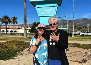 Santa Barbara Swimmers Start 2025 with (Unofficial) Polar Dip Tradition