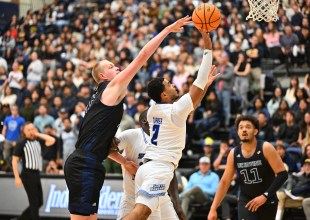 Gauchos Falter Late in 97-88 Loss to UC Irvine